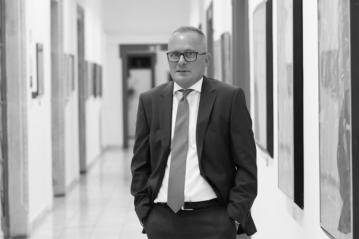 Tari László Tari László